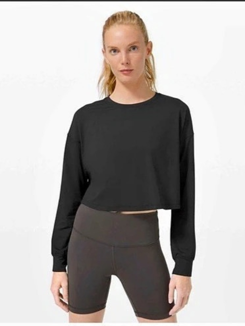 lululemon Muscle Love Long Sleeve Cropped Long Sleeve in Black - Size 4